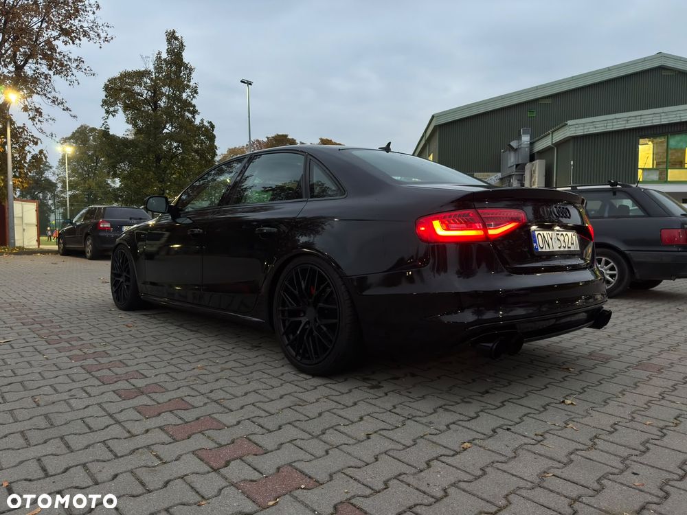Audi A4 2014 photo 4