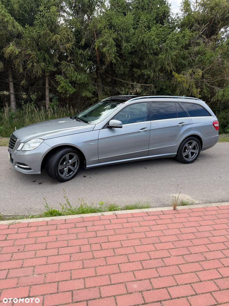 Mercedes-Benz Klasa E 350 CDI DPF 4Matic BlueEFFICIENCY 7G-TRONIC Elegance - 5