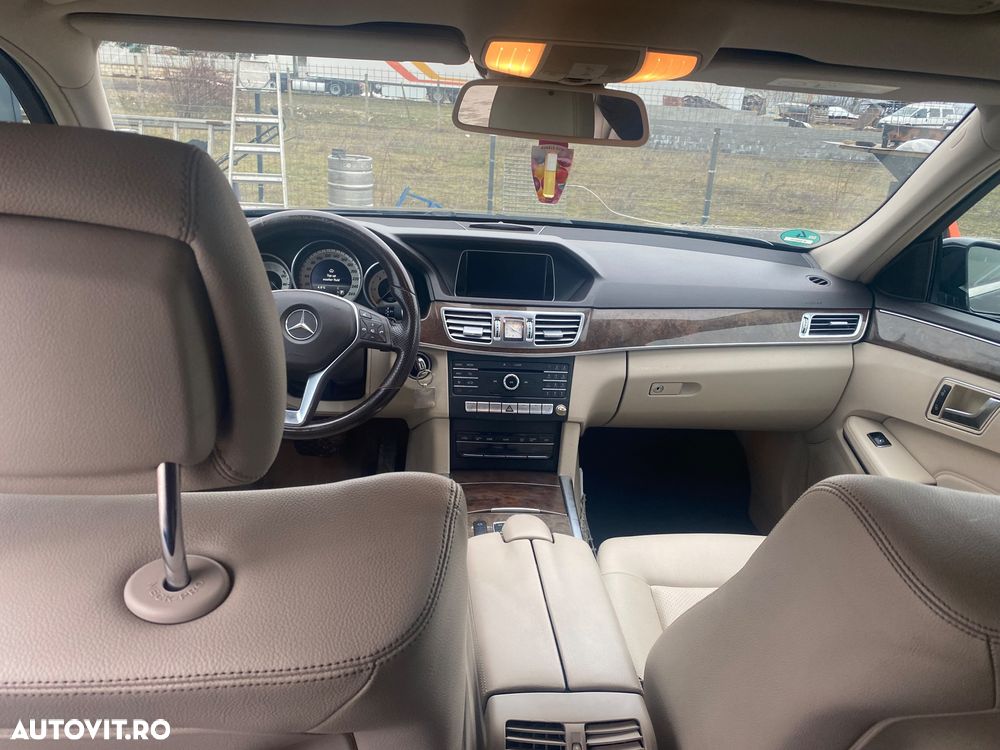 Mercedes-Benz E - 14