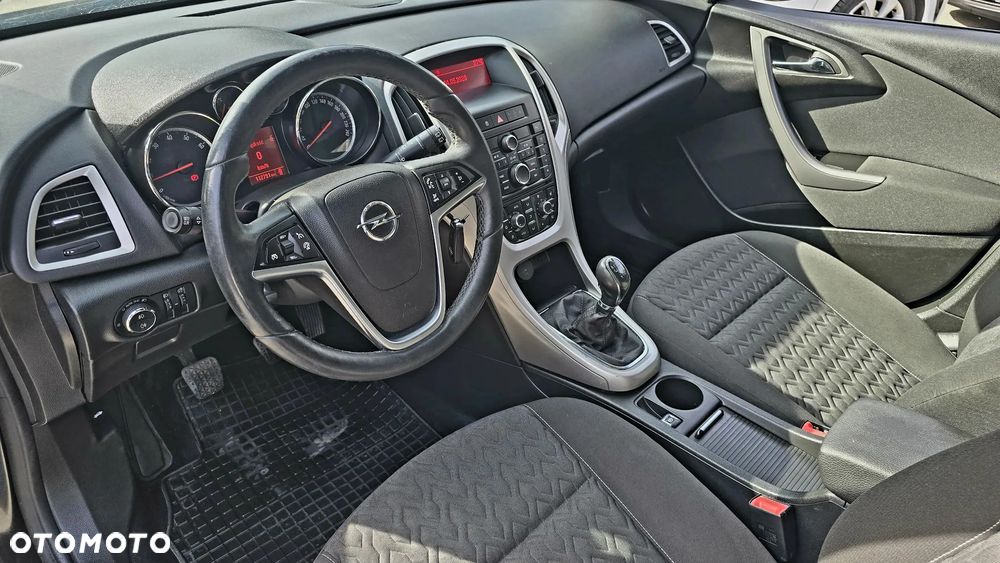 Opel Astra 1.4 Turbo ENERGY - 14