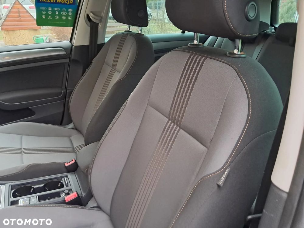 Volkswagen Golf 1.6 TDI BlueMotion Technology Allstar - 11