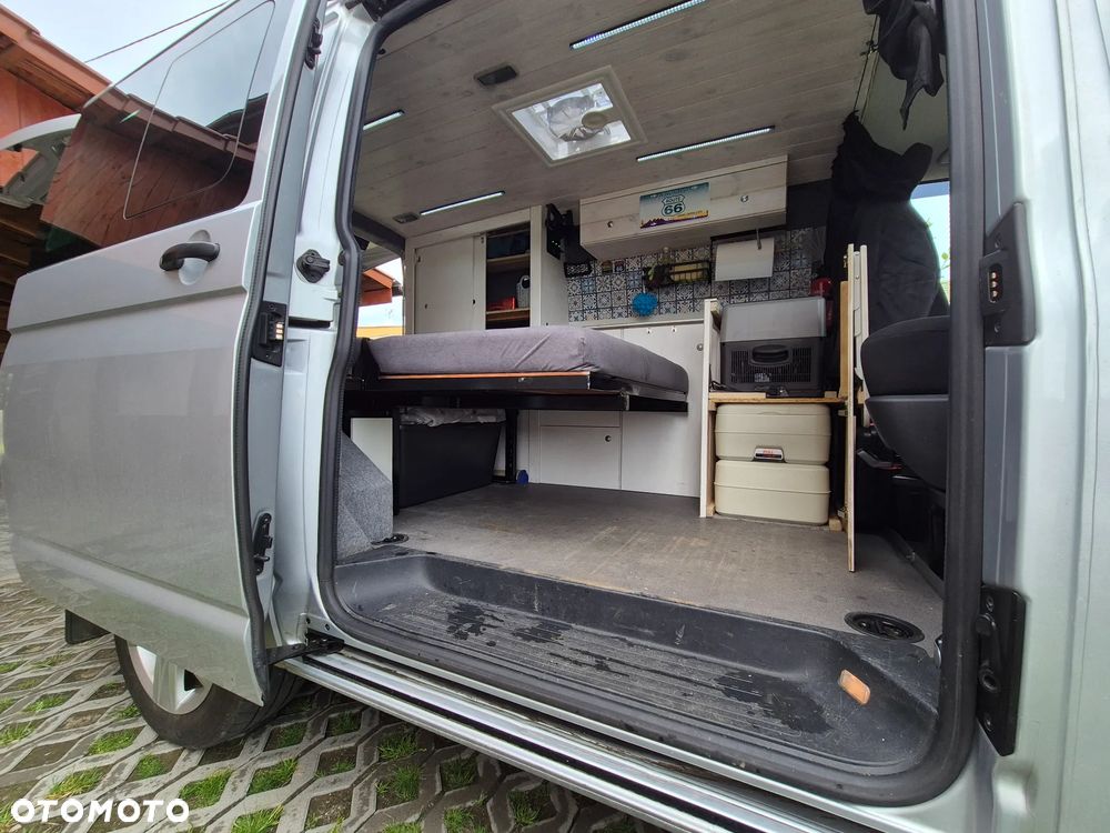 Volkswagen Transporter T6 - 22
