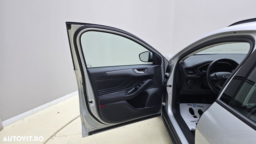 Ford Focus 1.5 EcoBlue Active - 10
