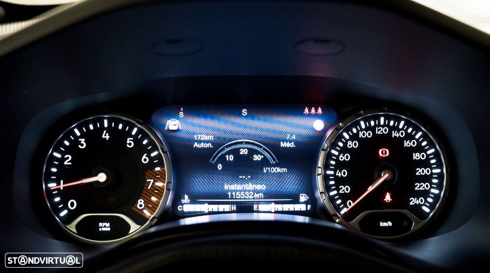 Jeep Renegade 1.0 T Limited - 14