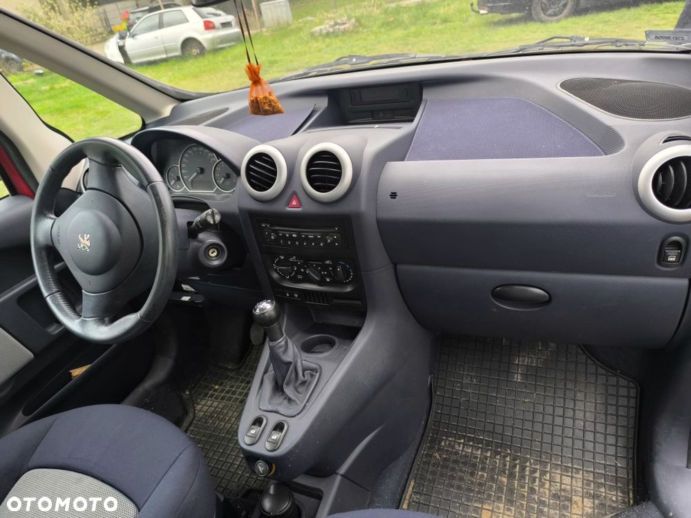 Peugeot 1007 - 6