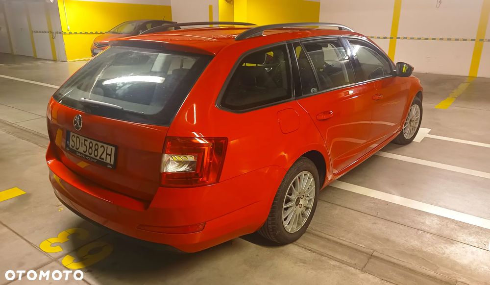 Skoda Octavia 1.6 TDI Ambition - 4