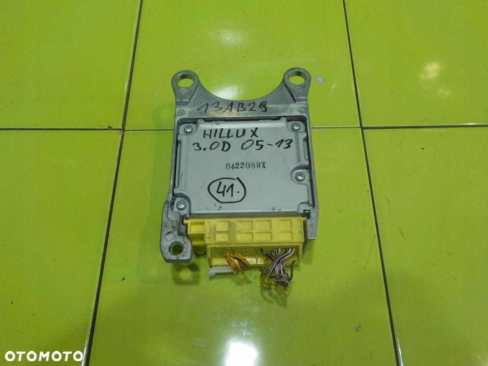 TOYOTA HILUX VII 3.0 D4D 08r modul sensor AIRBAG 89170-0K030 - 11