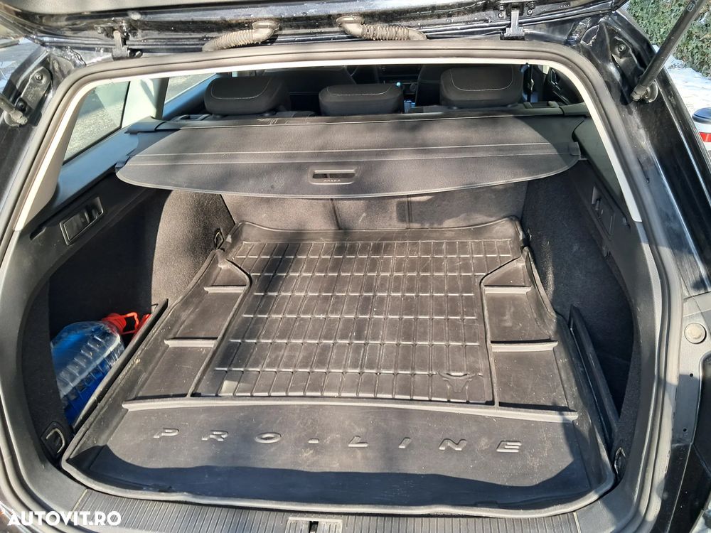 Volkswagen Passat 2.0 TDI DSG Comfortline - 2