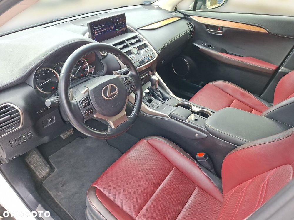Lexus NX 300 Omotenashi AWD - 11