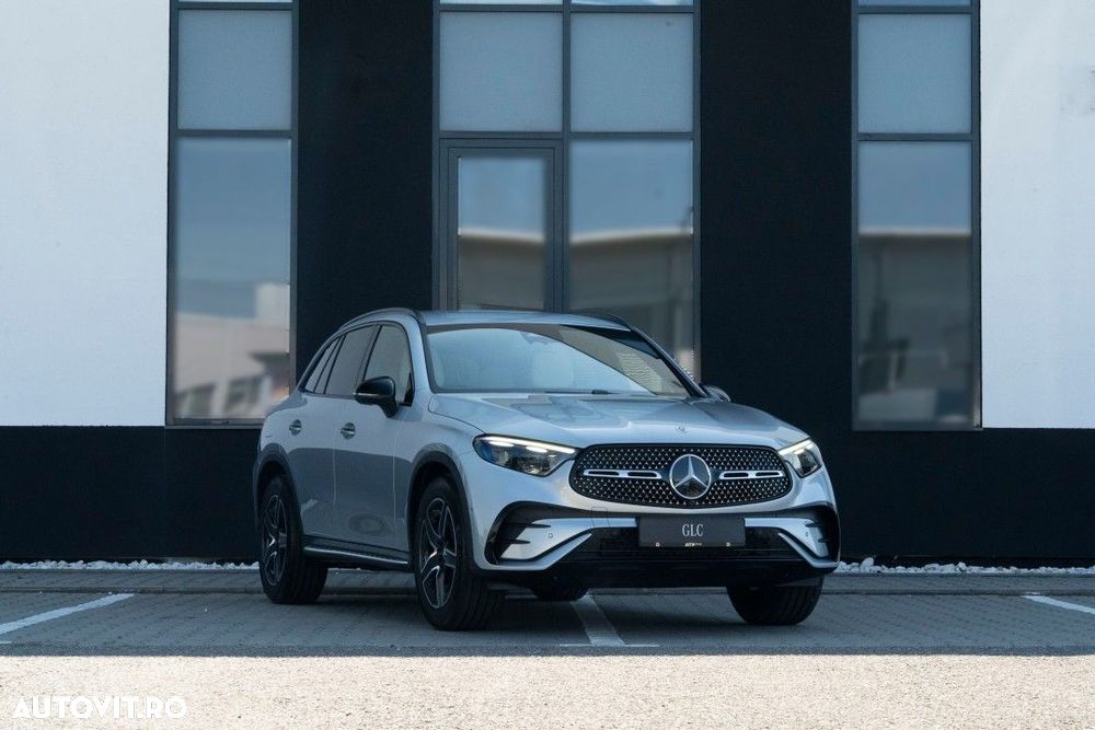 Mercedes-Benz GLC - 32
