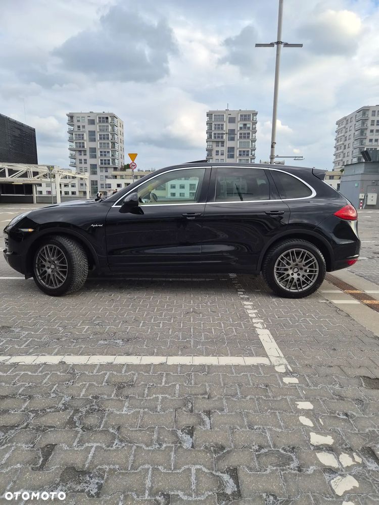 Porsche Cayenne - 8