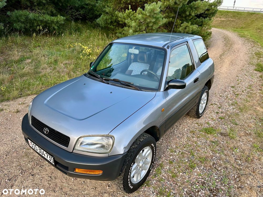Toyota RAV4 2.0 Special - 10