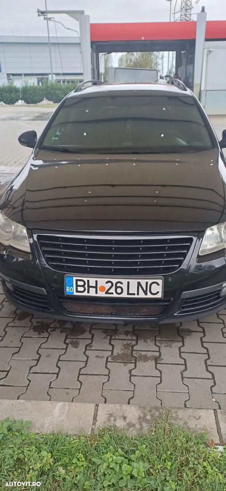 Volkswagen Passat Variant 2.0 Blue TDI DSG SCR Trendline - 2