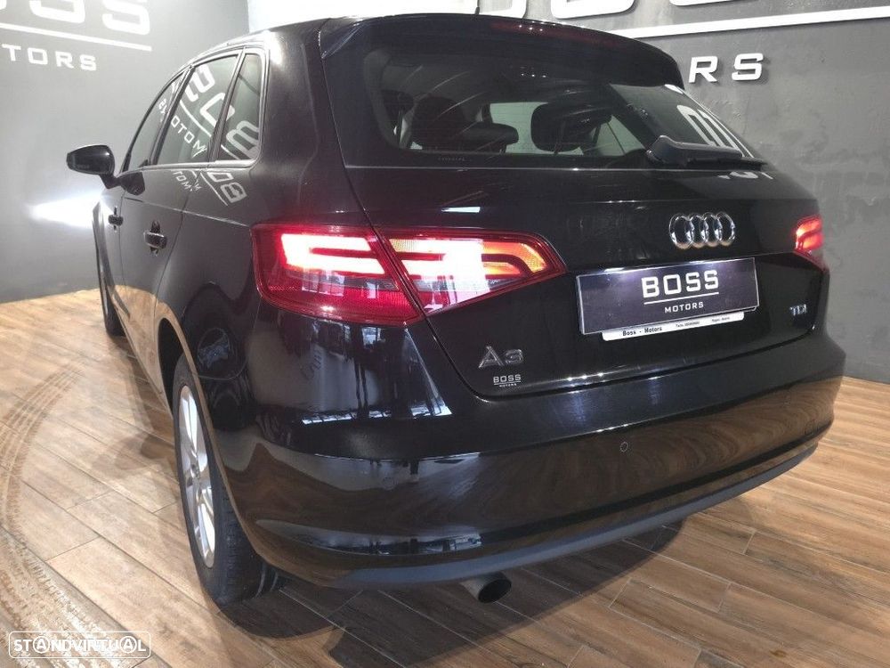 Audi A3 Sportback 1.6 TDI Attraction S tronic - 10