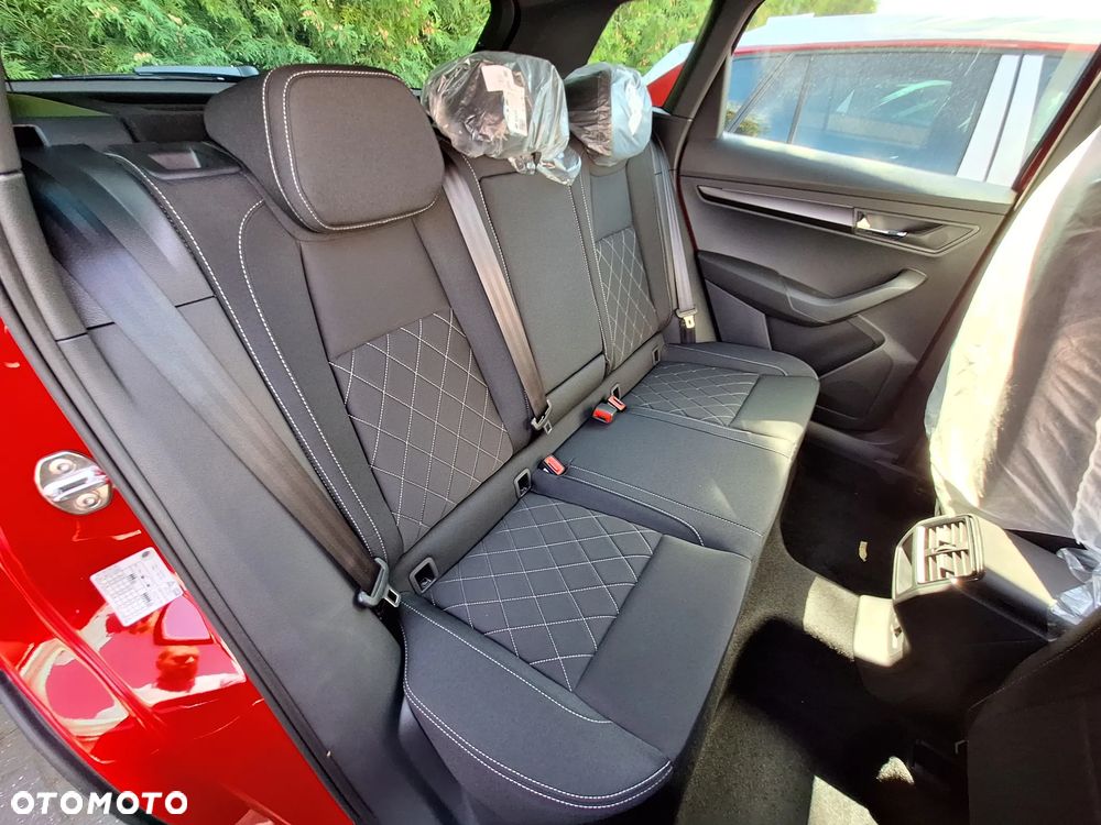 Skoda Karoq 1.5 TSI ACT Sportline DSG - 12