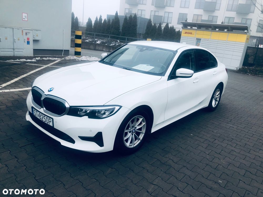 BMW Seria 3 318d Business Edition - 16