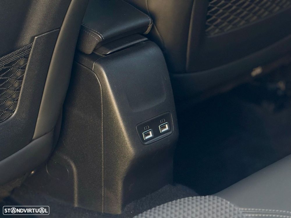 Peugeot 2008 1.2 PureTech GT Line EAT8 - 53