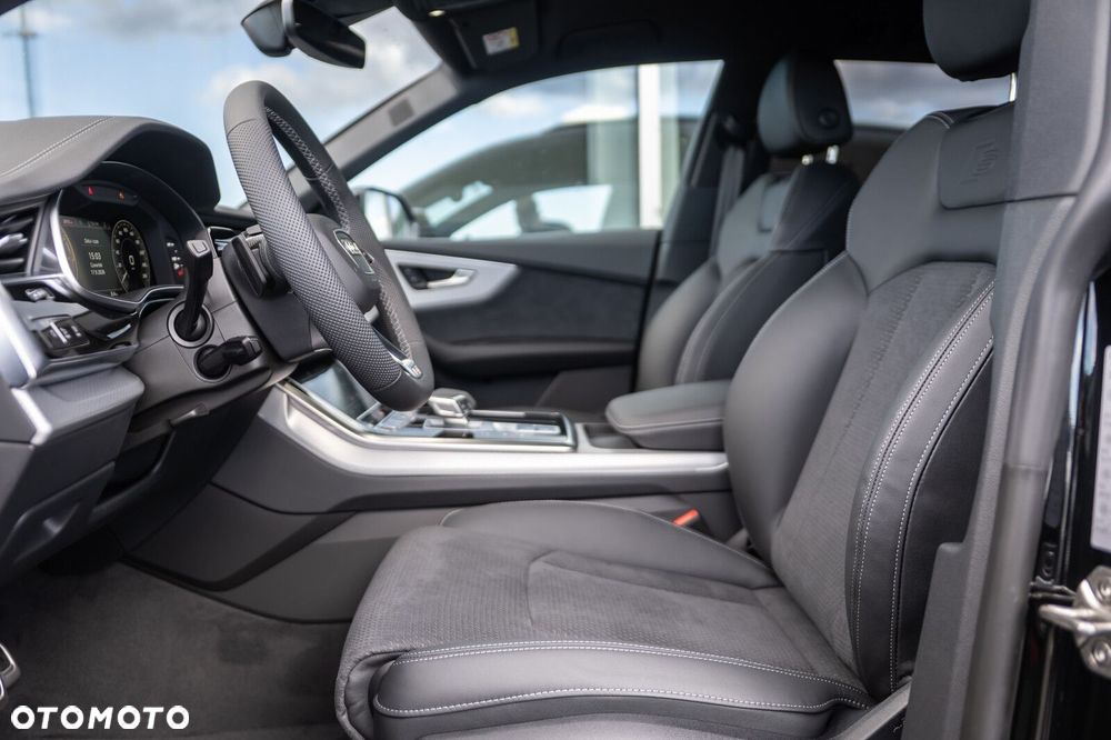 Audi Q8 TFSI e PHEV 360 kW Quattro Tiptronic - 16