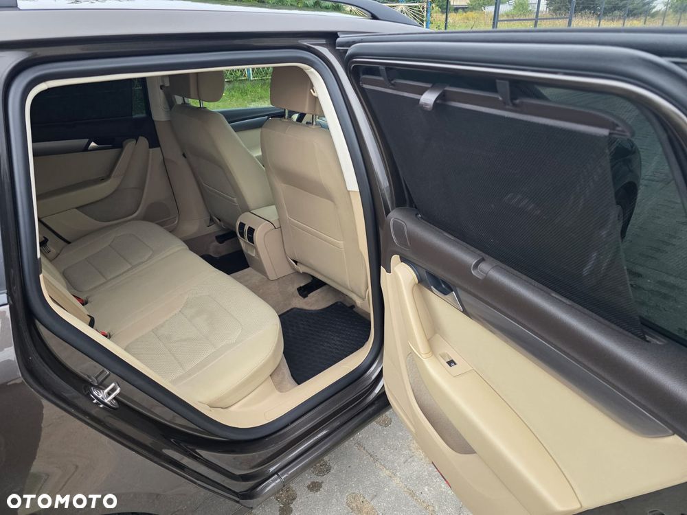 Volkswagen Passat 2.0 TDI Highline DSG - 11