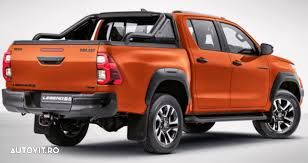 Toyota Hilux 2.8D 204CP 4x4 Double Cab AT MHEV Invincible Color Edition (3E5) - 2