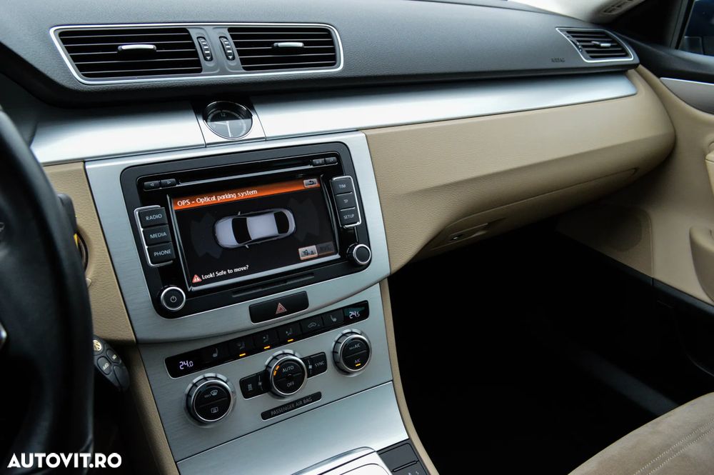 Volkswagen Passat CC 2.0 TDI 4Motion BlueMotion Technology DSG - 10