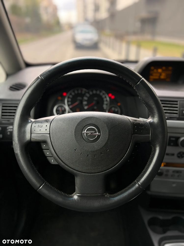 Opel Meriva - 27