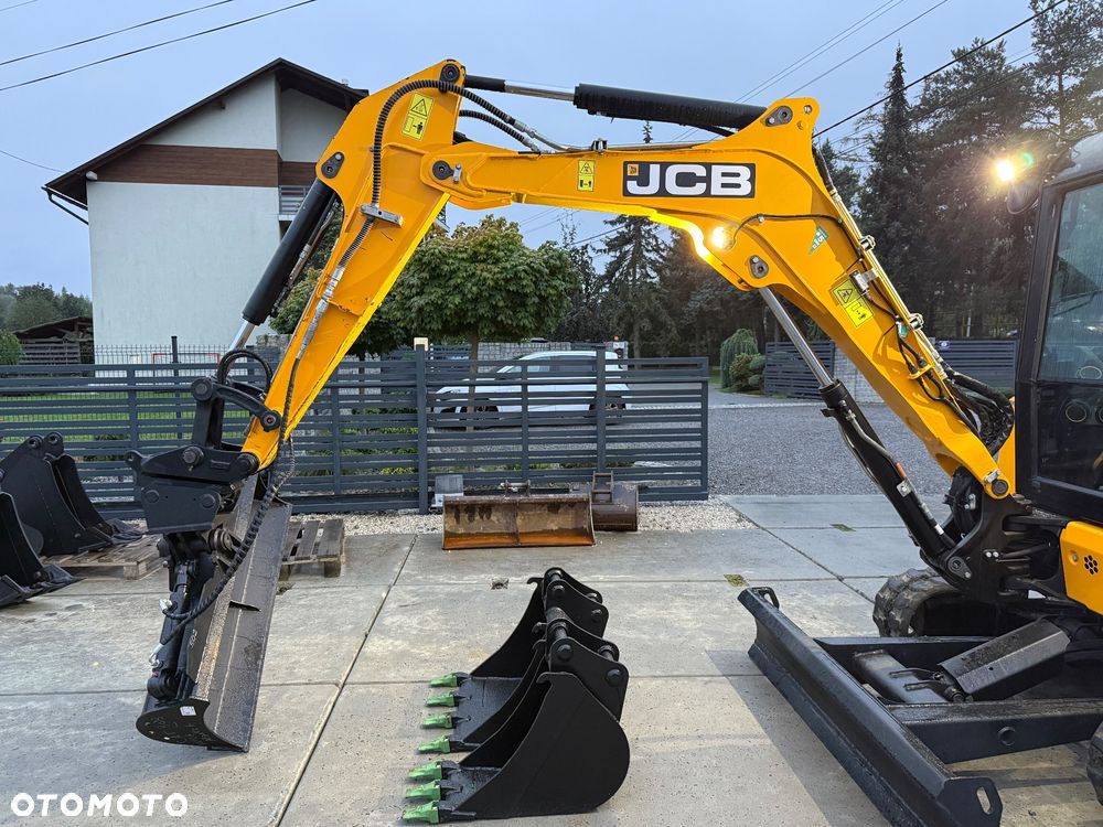 JCB 35Z-1 - 3
