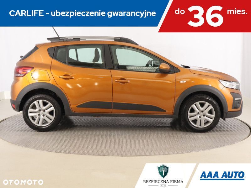 Dacia Sandero - 8