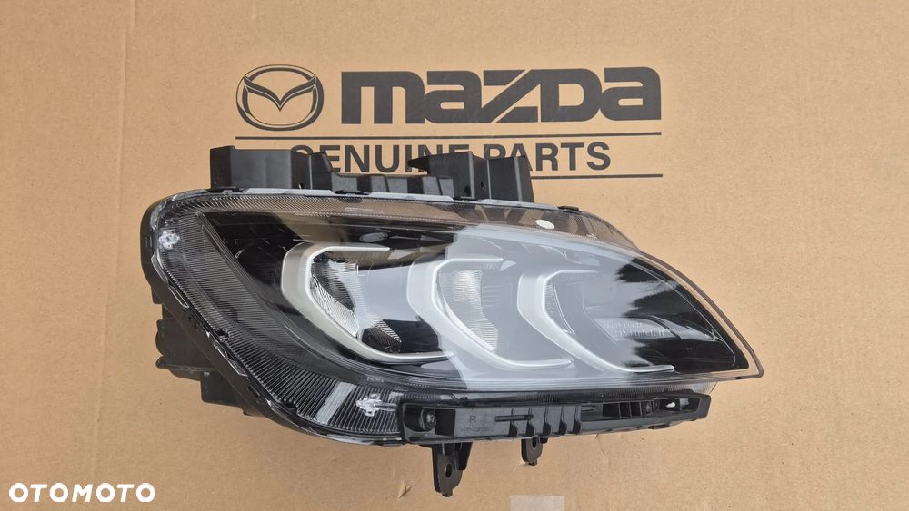 HYUNDAI KONA 2021 2023 Prawy Reflektor prawa lampa FULL LED - 1