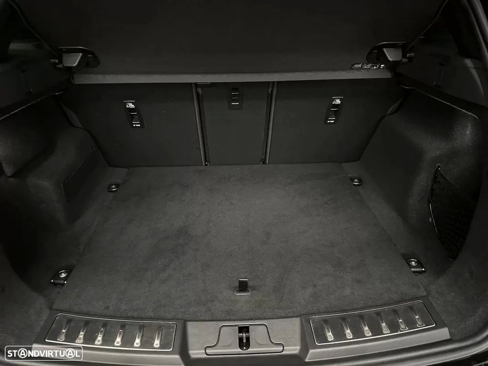 Land Rover Range Rover Evoque P300e R-Dynamic SE — fotografia 12