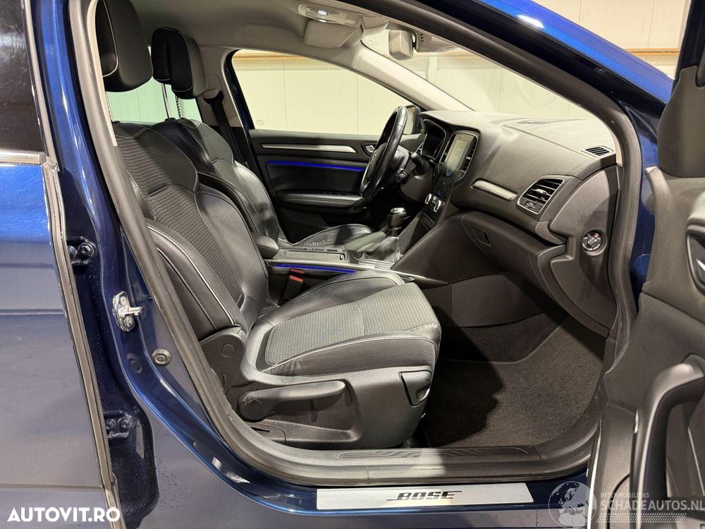 Renault Megane ENERGY dCi 130 Start & Stopp Bose Edition - 16