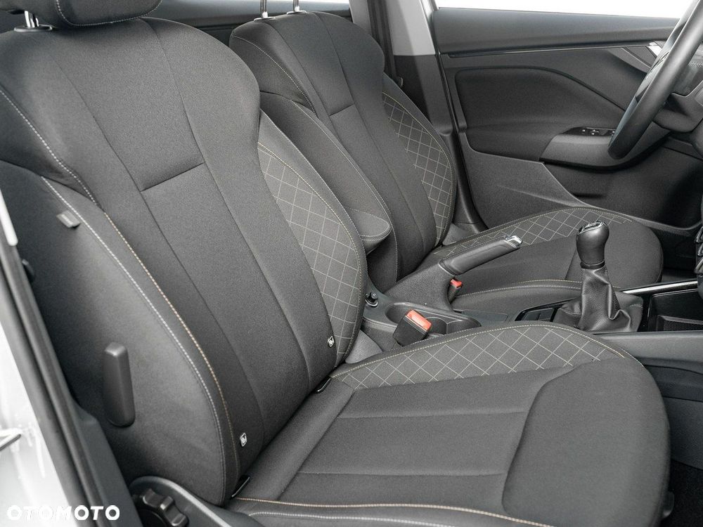 Skoda Scala 1.0 TSI Ambition - 31