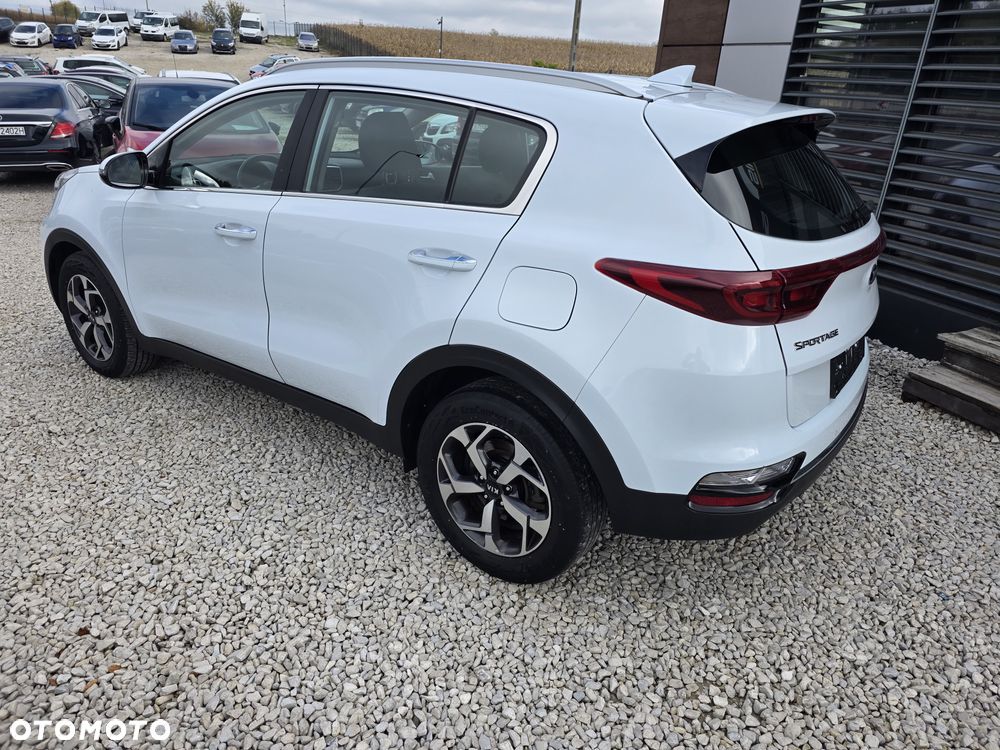 Kia Sportage 1.6 T-GDI AWD Platinum - 9