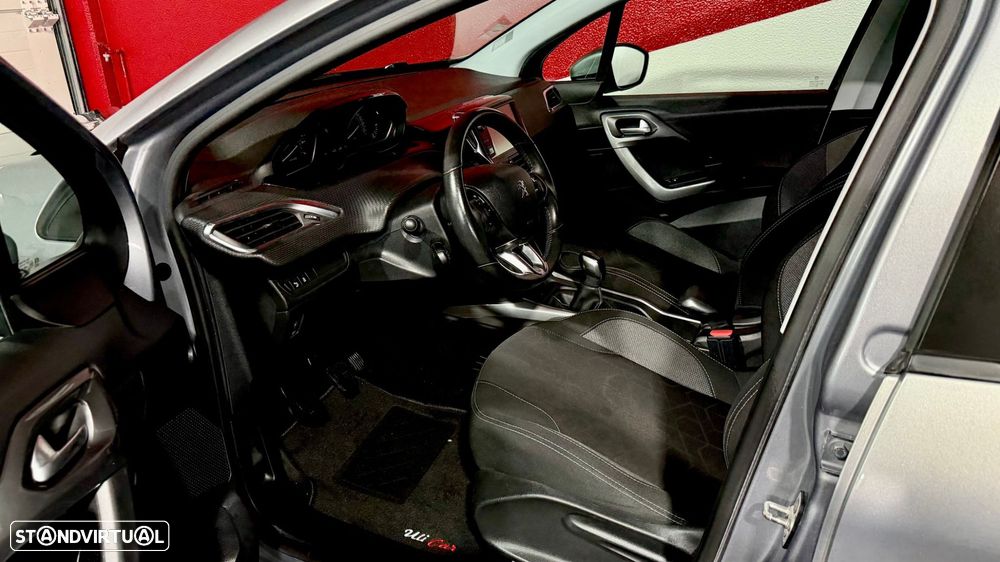 Peugeot 2008 1.2 PureTech Style - 19
