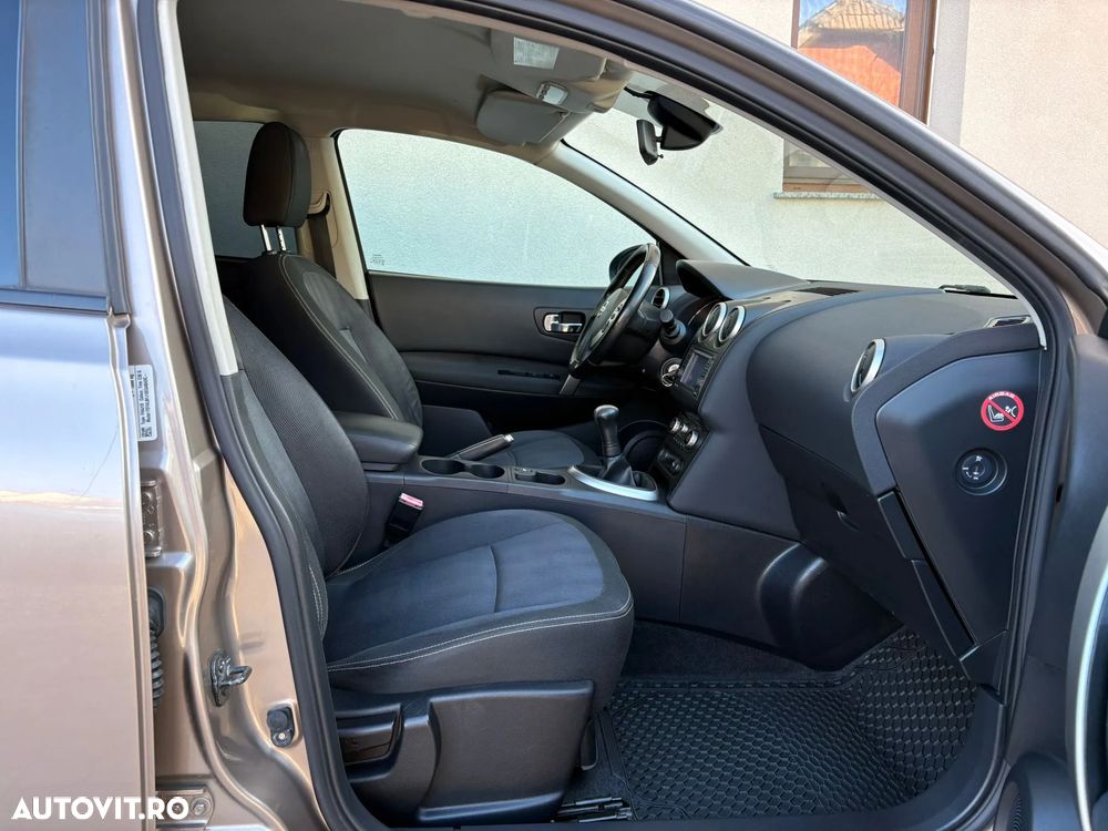 Nissan Qashqai - 11