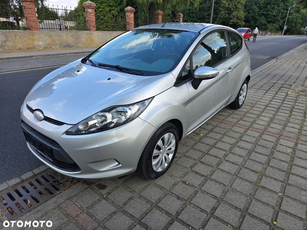 Ford Fiesta 1.6 TDCI Ambiente - 1