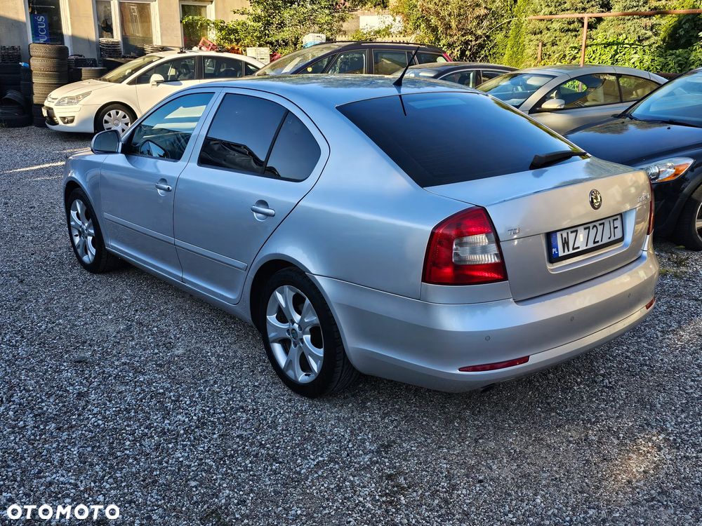 Skoda Octavia 2.0 TDI Active - 4
