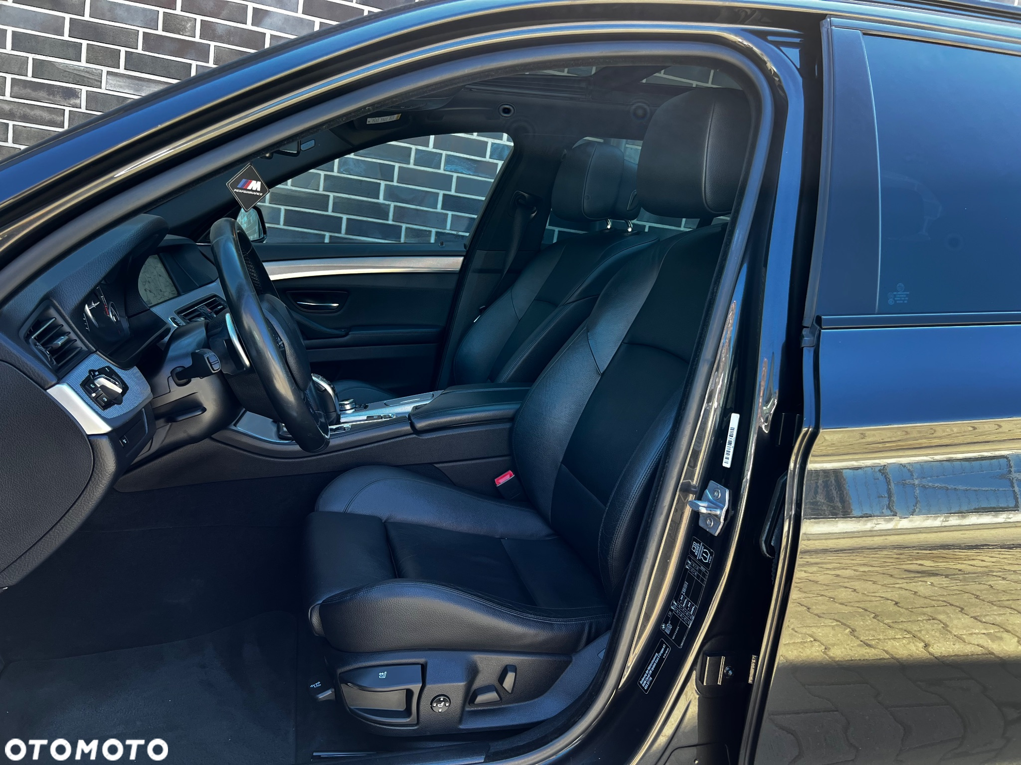 BMW Seria 5 520d Touring Sport-Aut - 27