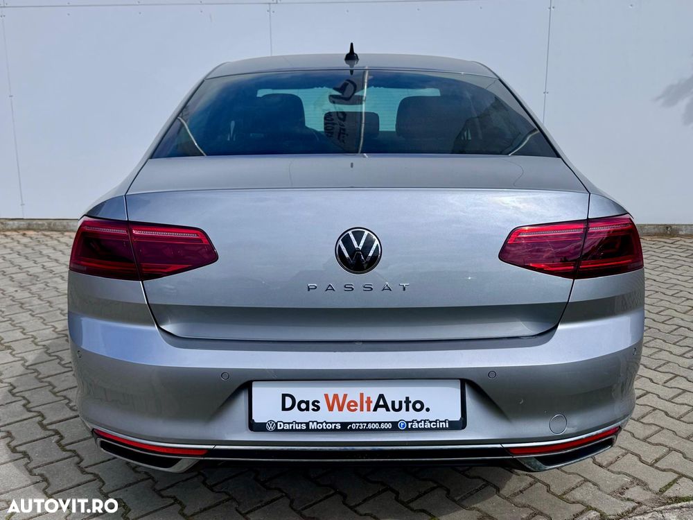 Volkswagen Passat 2.0 TDI DSG Highline - 5