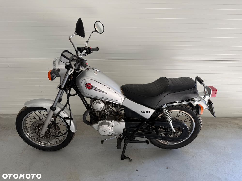 Yamaha SR - 3