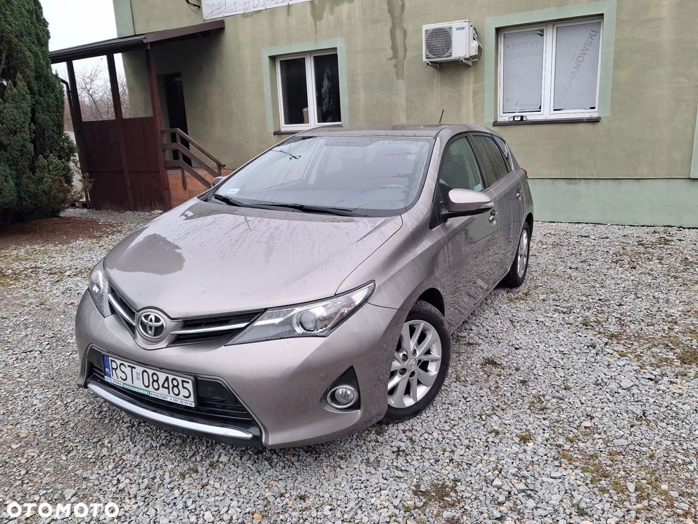 Toyota Auris 1.33 VVT-i Life Comfort - 1