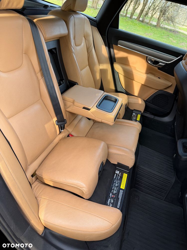 Volvo V90 D4 Geartronic Momentum Pro - 11