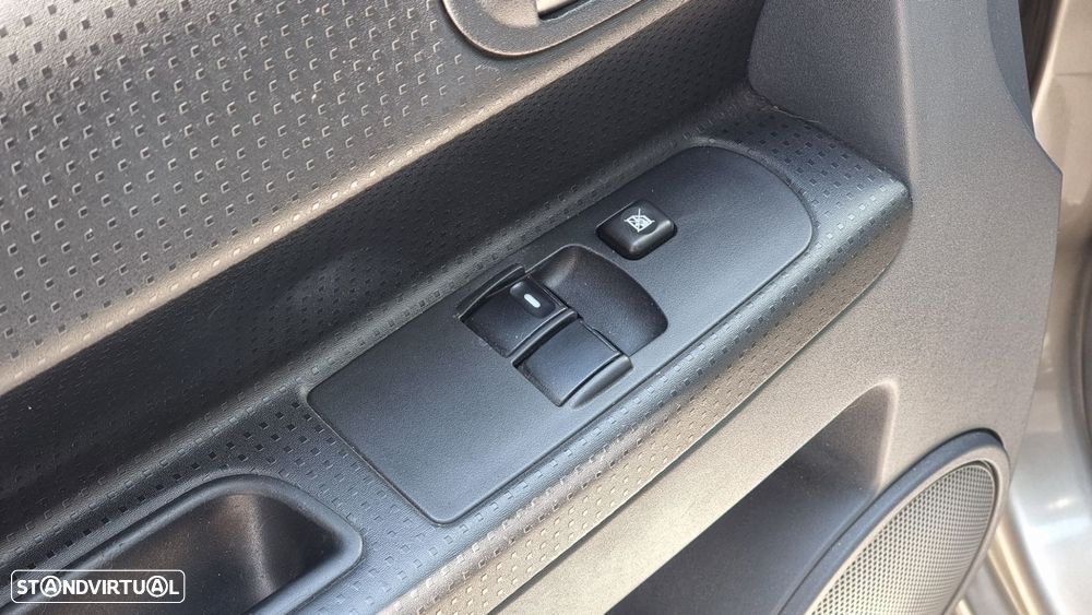 Mitsubishi Colt 1.5 DI-D Inform RCD/AC - 14