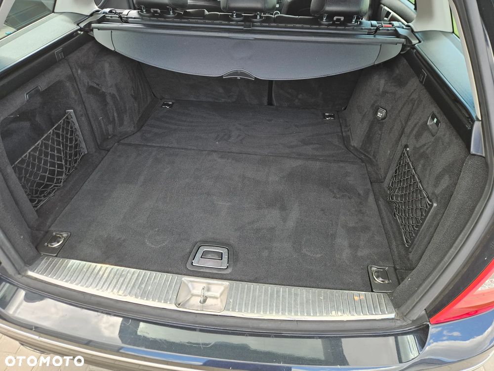 Mercedes-Benz Klasa C 200 (BlueEFFICIENCY) 7G-TRONIC Elegance - 20