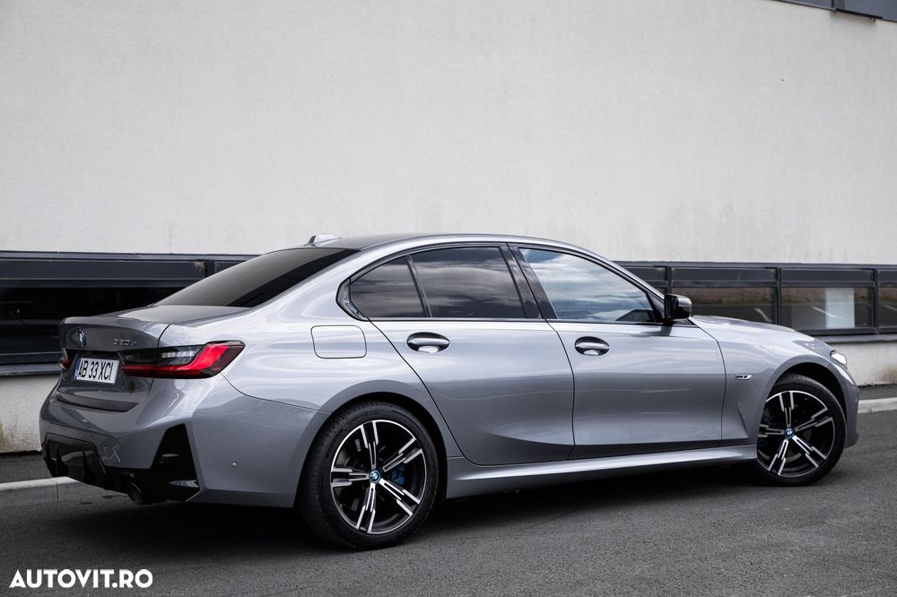 BMW Seria 3 320e Aut. M Sport - 12