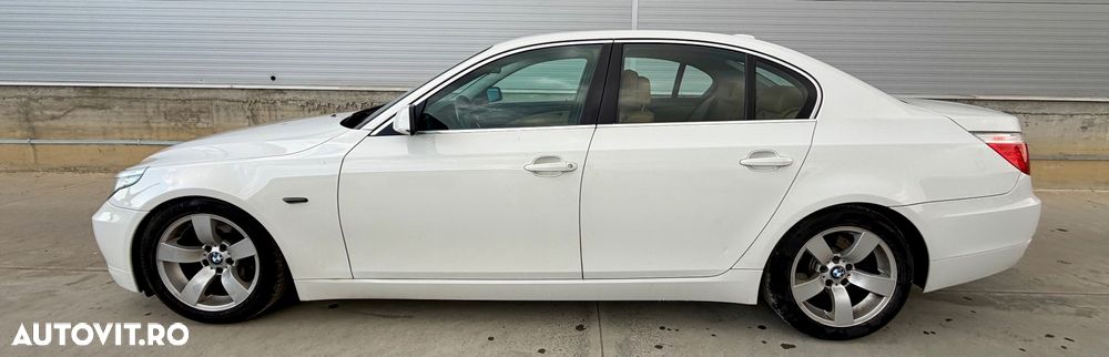 BMW Seria 5 520d Edition Exclusive - 27