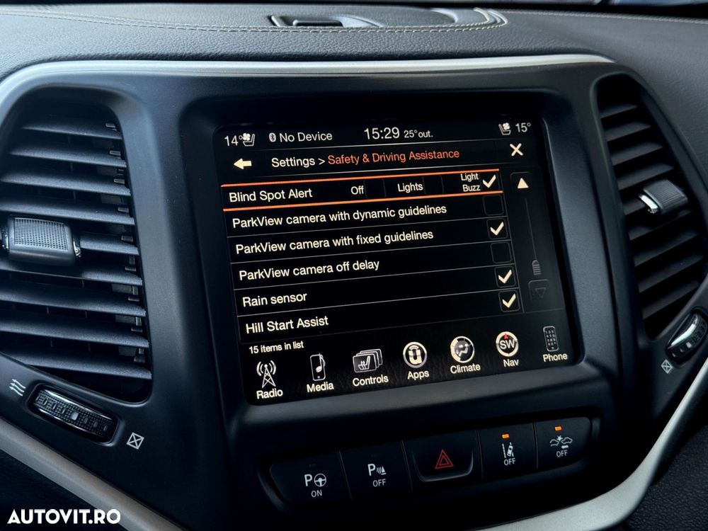 Jeep Cherokee - 18