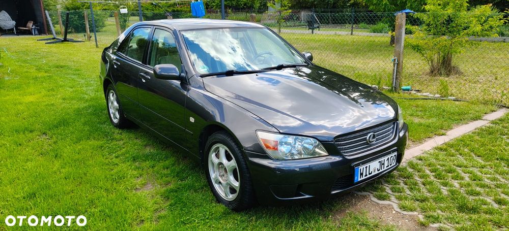 Lexus IS 200 Prestige - 2