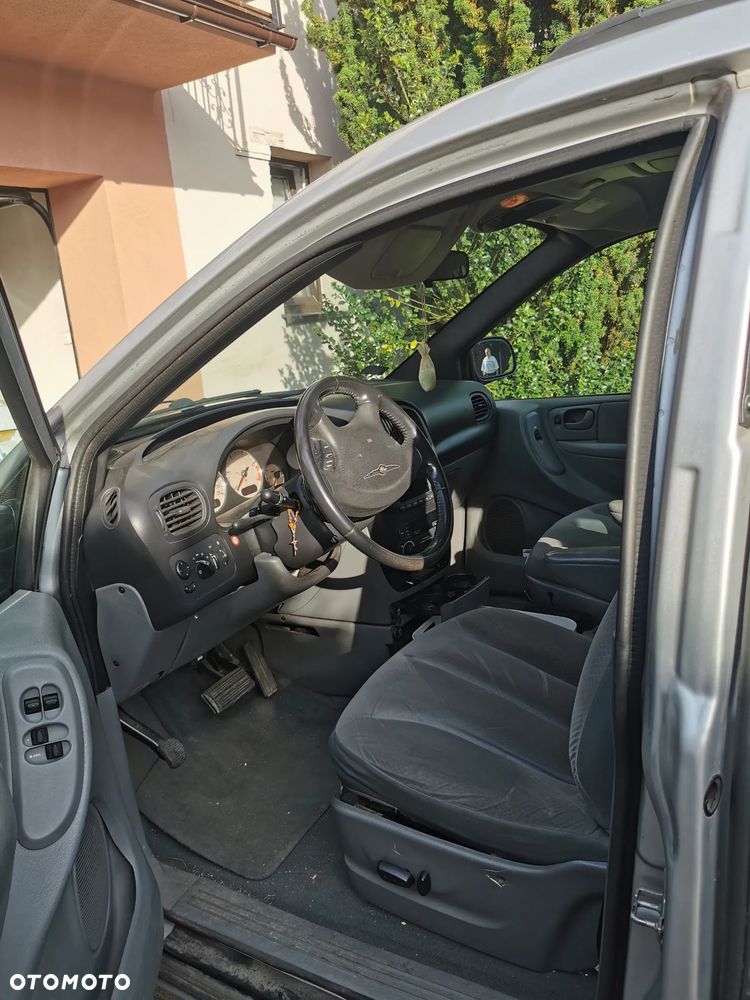 Chrysler Grand Voyager 2.8 CRD Limited - 8