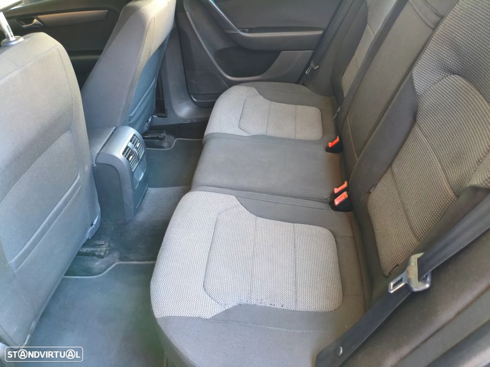 VW Passat Variant 2.0 TDI Con.Navi.DSG - 3